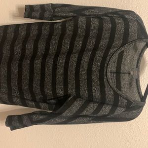 Mix small black and dark grey stripes